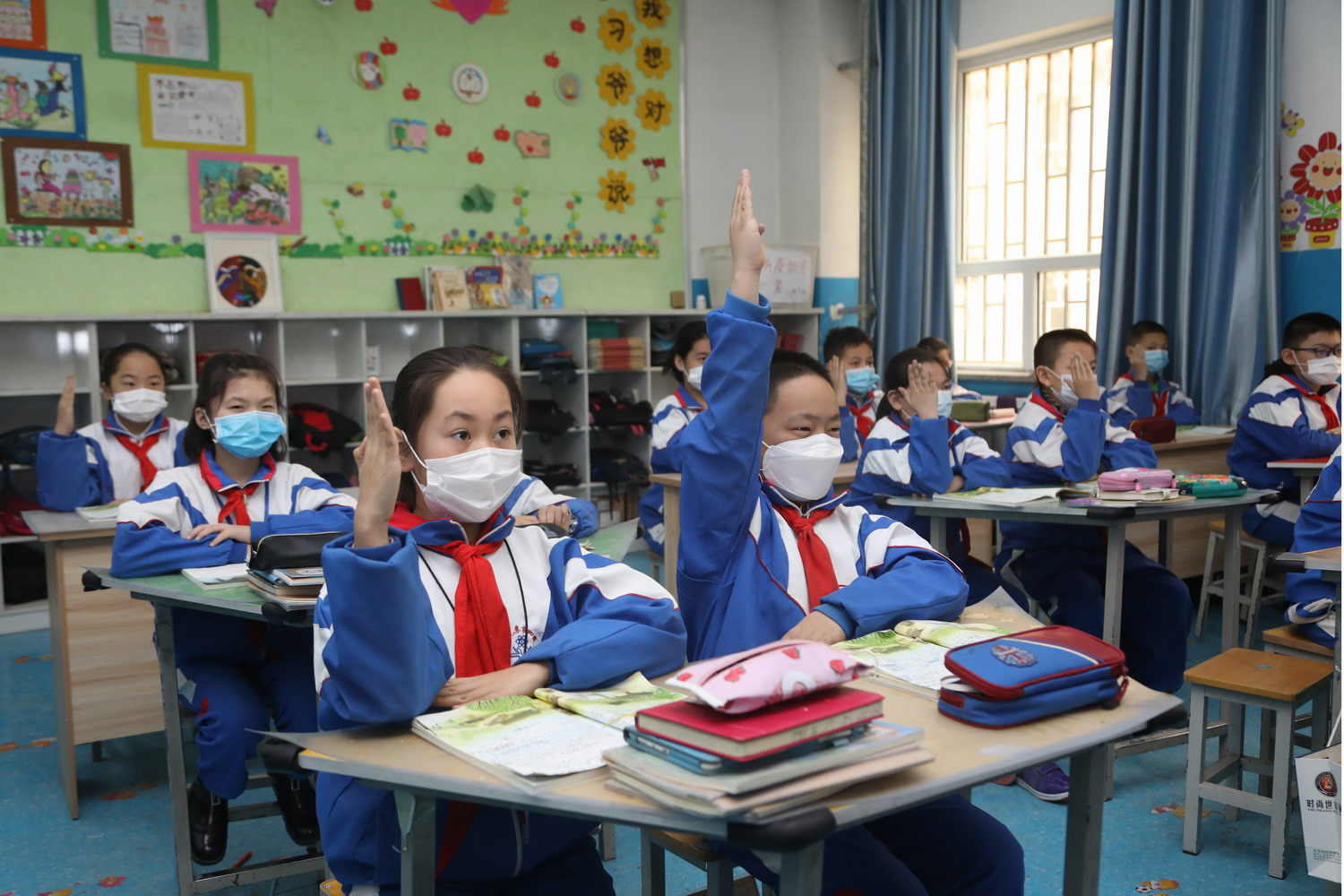 幼儿园入学需填报父母职务,网友提议尽早取消,教委正式做出回应