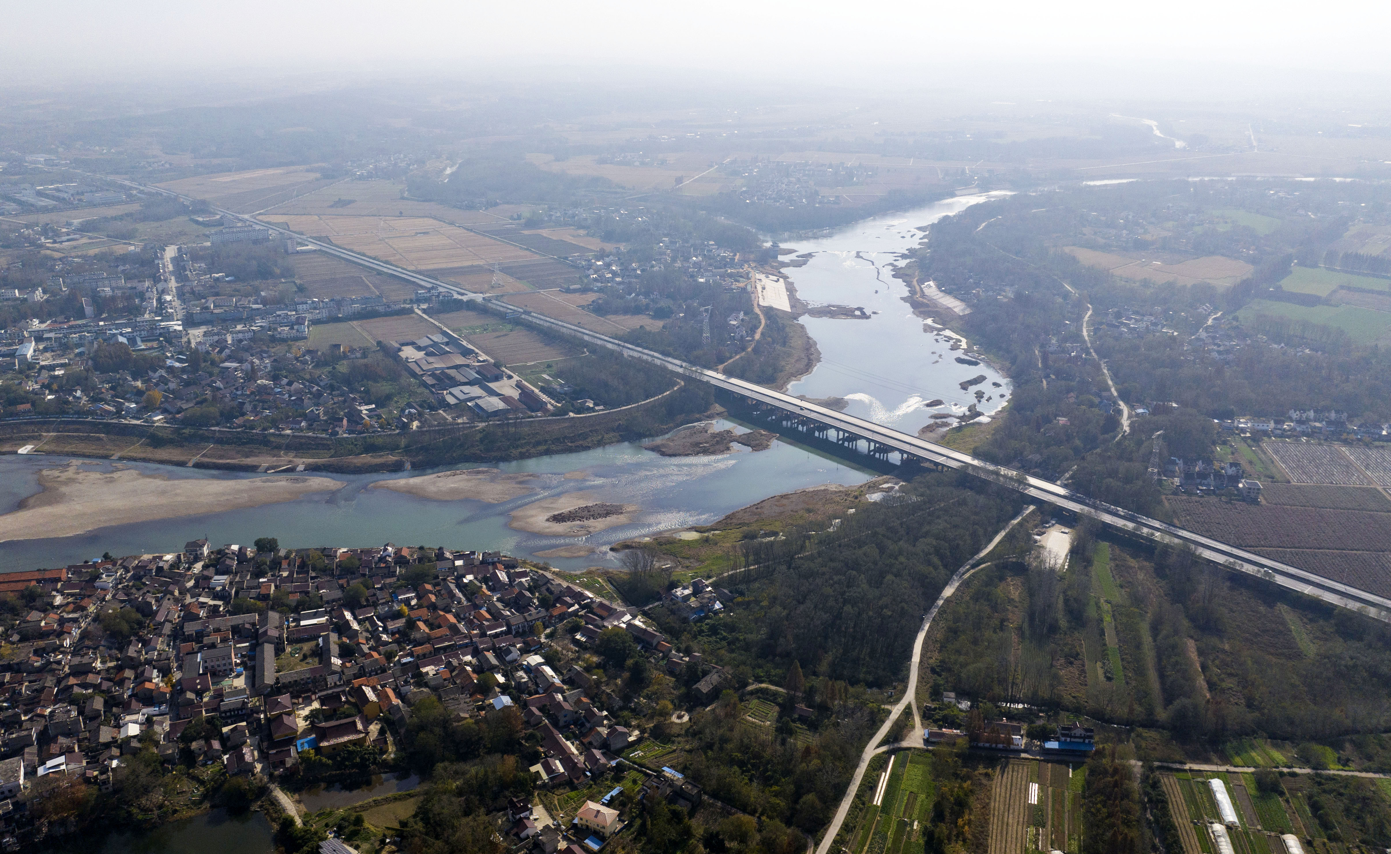 南陵县弋江镇:g318新旧双桥跨越 助力发展特色农业