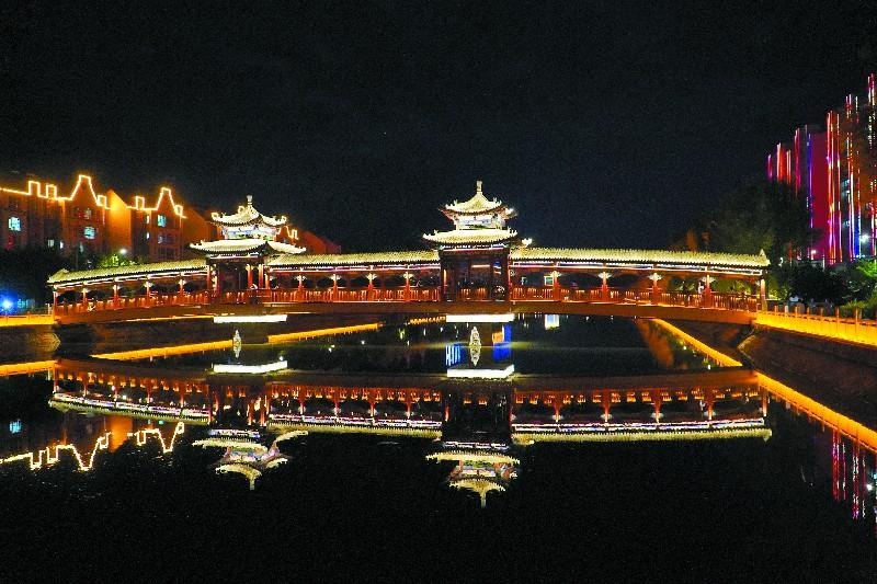 和顺县清漳河北景观桥夜景