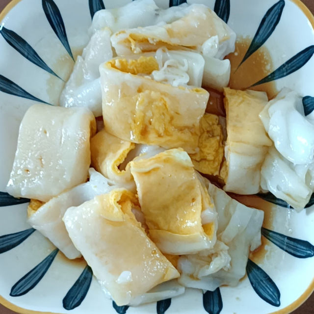 鸡蛋肠粉,软糯嫩滑,美味可口