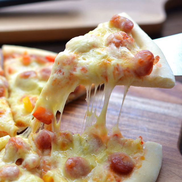 无油脆底香肠披萨,营养好吃又健康!