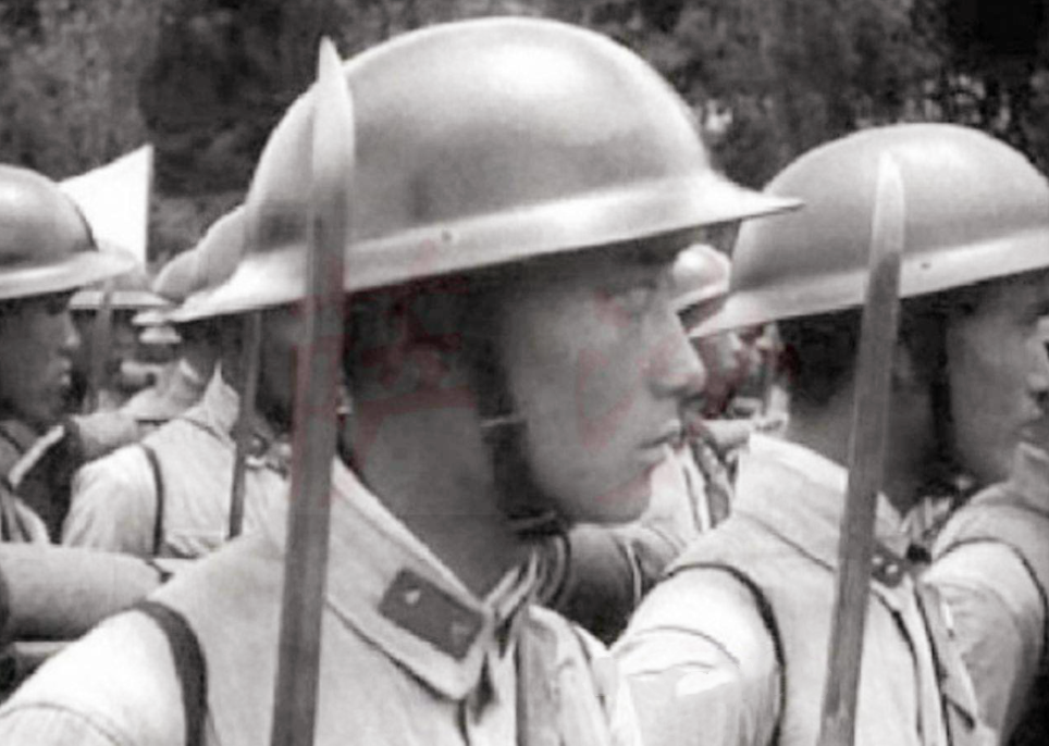 抗战桂军耻辱一仗,前线士兵顽强抵抗,白崇禧却明哲保身消极作战