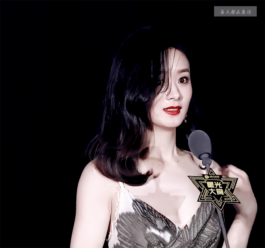 赵丽颖和迪丽热巴都是大美女,一个大家闺秀,一个小家碧玉