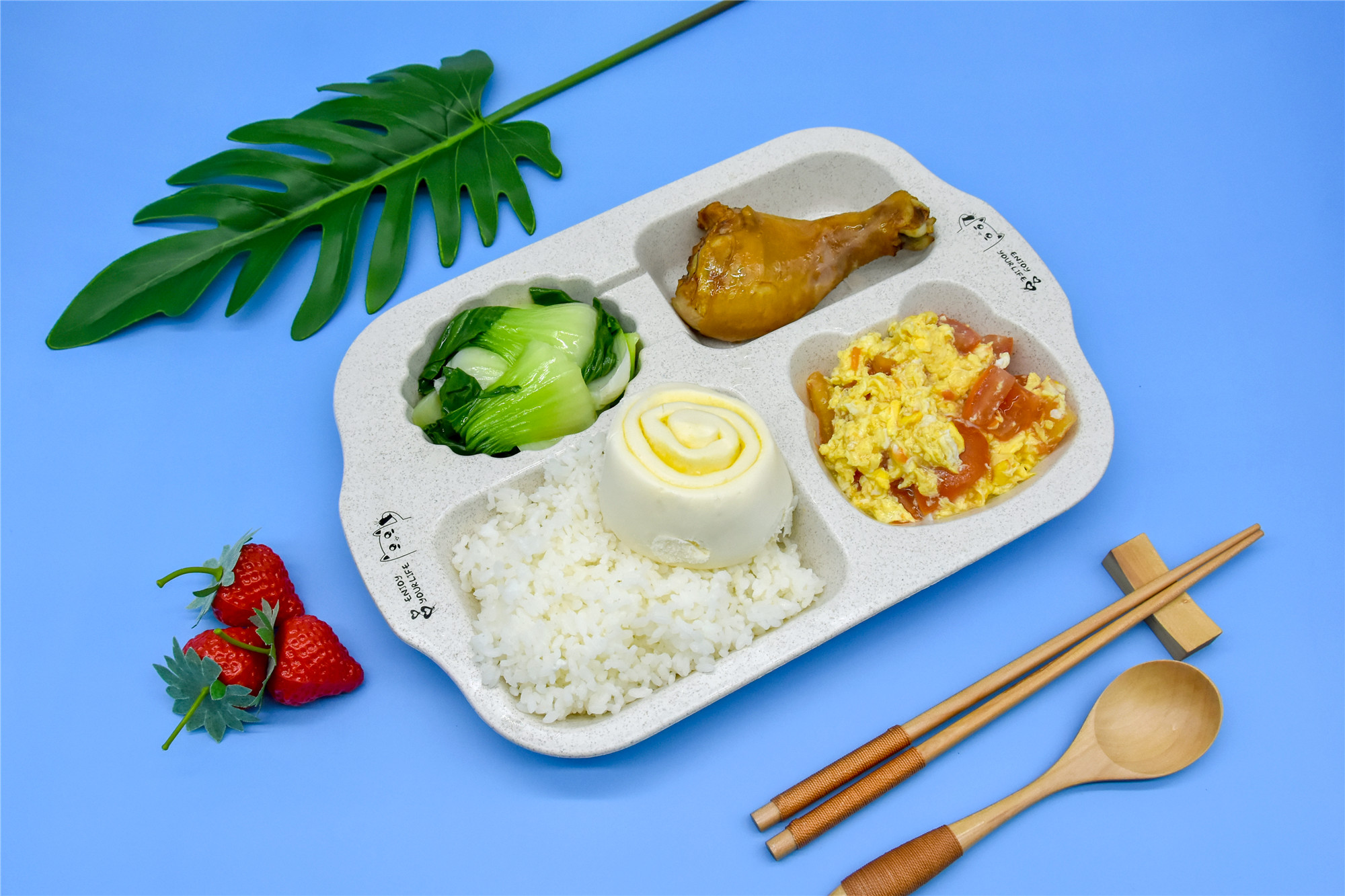 学生就餐后集体呕吐,校长无奈痛哭:涉事公司换不掉