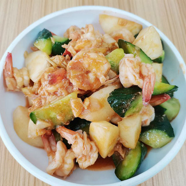 青瓜蜜桃虾,清淡营养,全家都爱吃