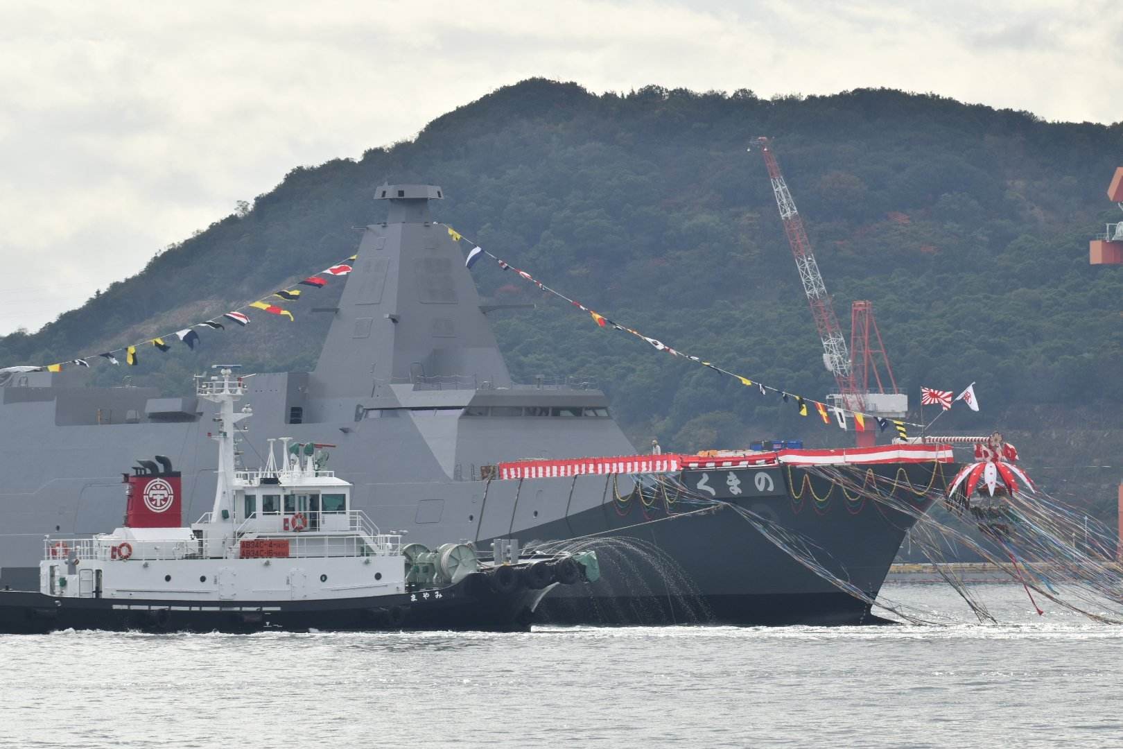 日本新型护卫舰成功下水,沿用二战巡洋舰之名,号称"亚洲最强"