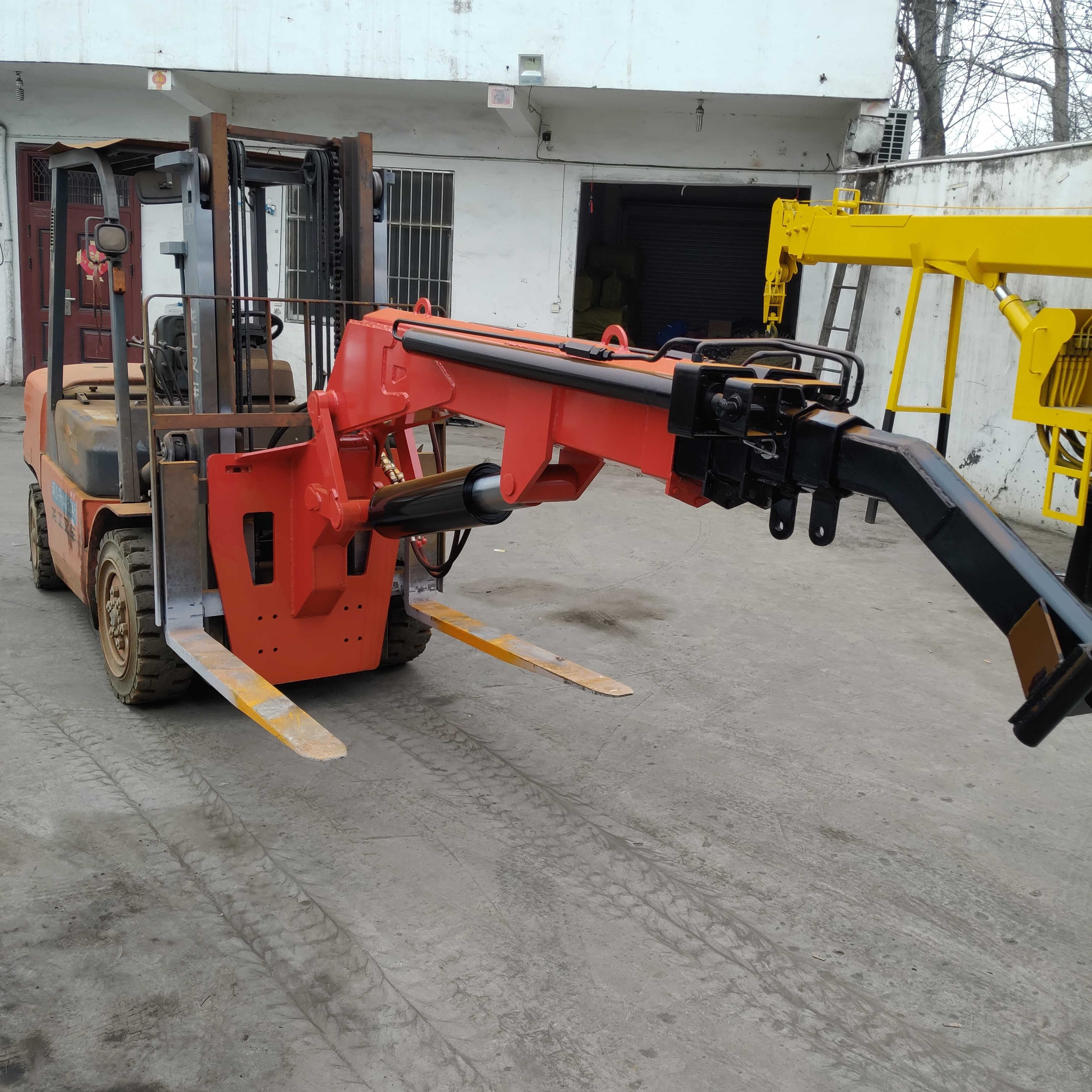 叉车吊 飞臂吊 龙门架吊机 叉车前端安装吊臂