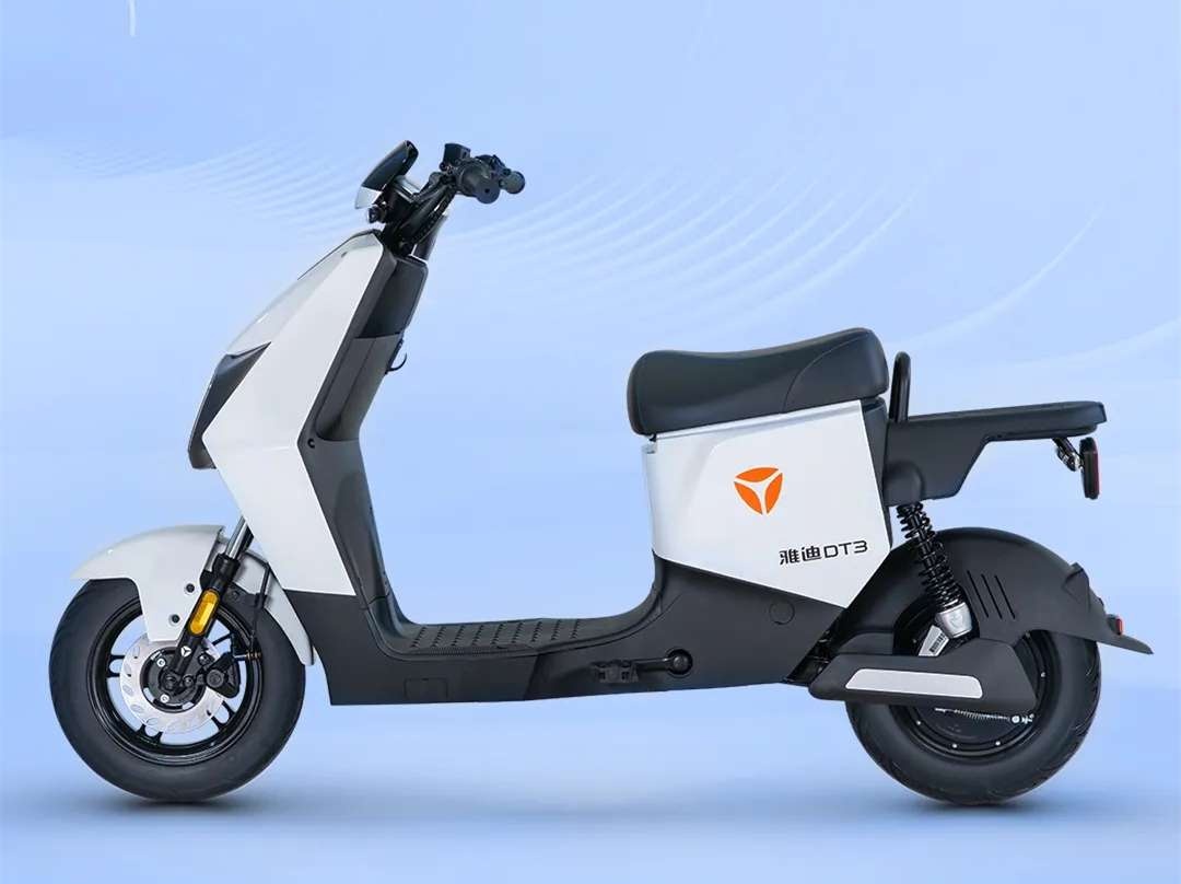 雅迪dt3电动车评测:车型小巧,搭载大容量锂电池,续航远