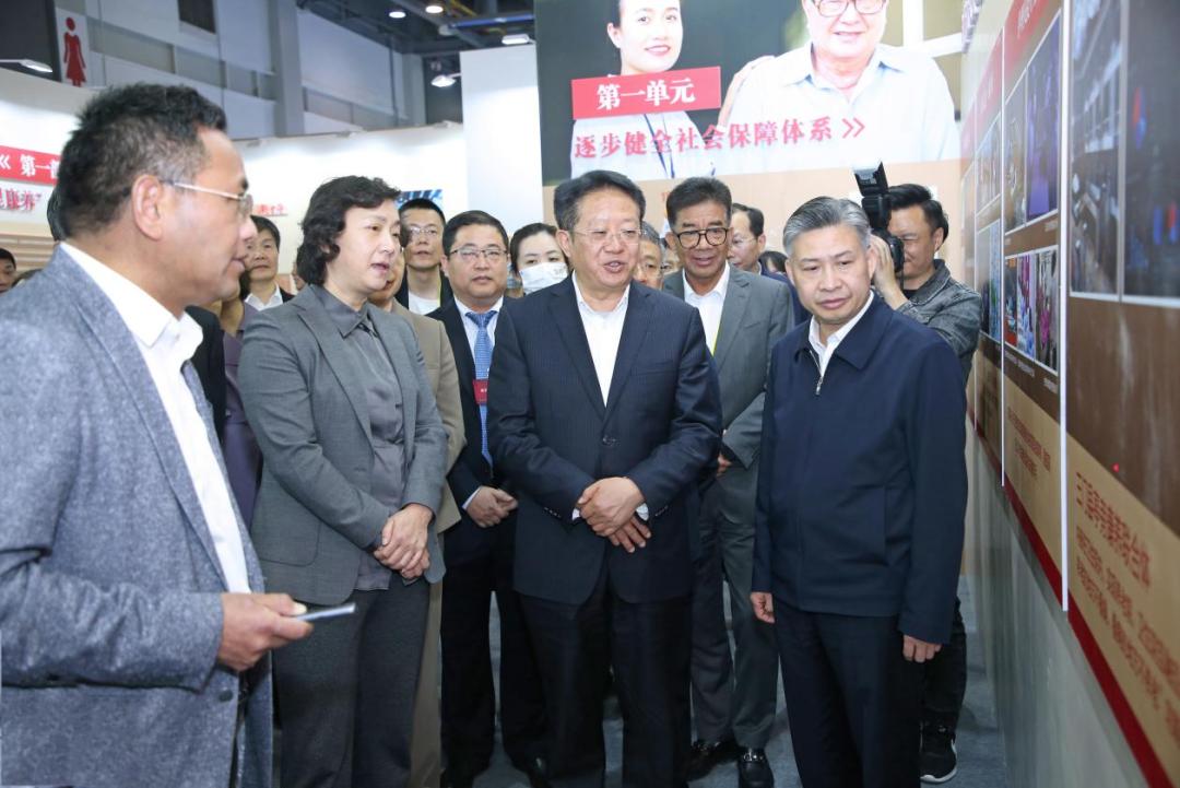 民政部副部长唐承沛调研杭州养老服务和社会救助工作