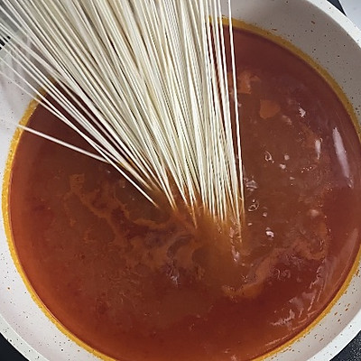火锅底料煮面