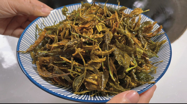 教你一招,做出的酥炸茶叶越吃越香