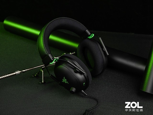 雷蛇旋风黑鲨v2游戏耳机评测 舒适专业隔音降噪