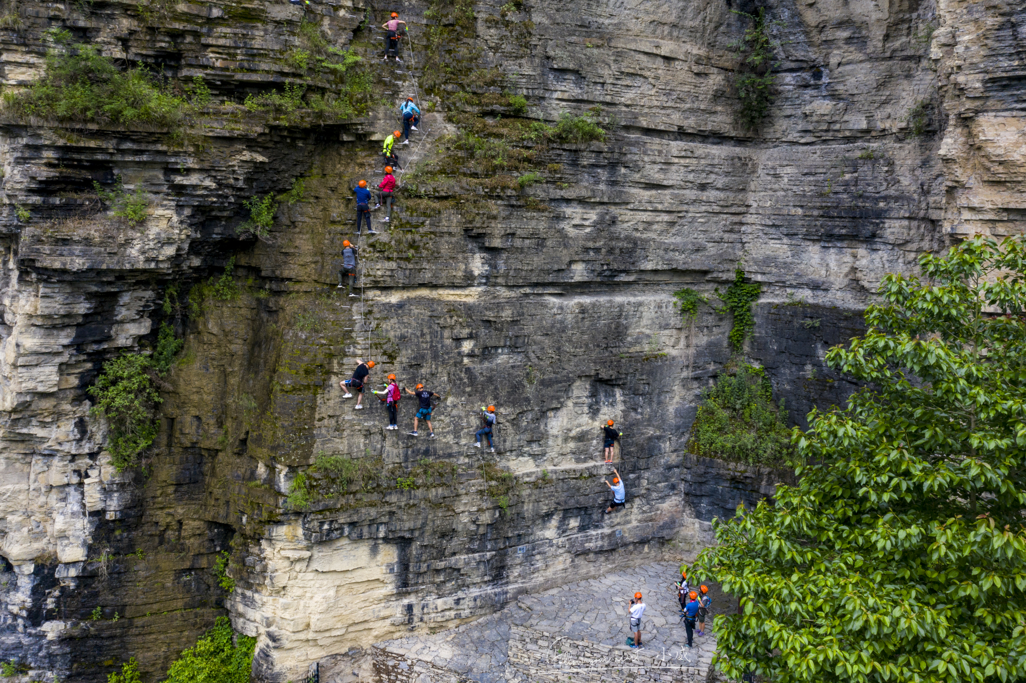 南川金佛山有个攀岩基地,你知道吗?刺激与挑战同在
