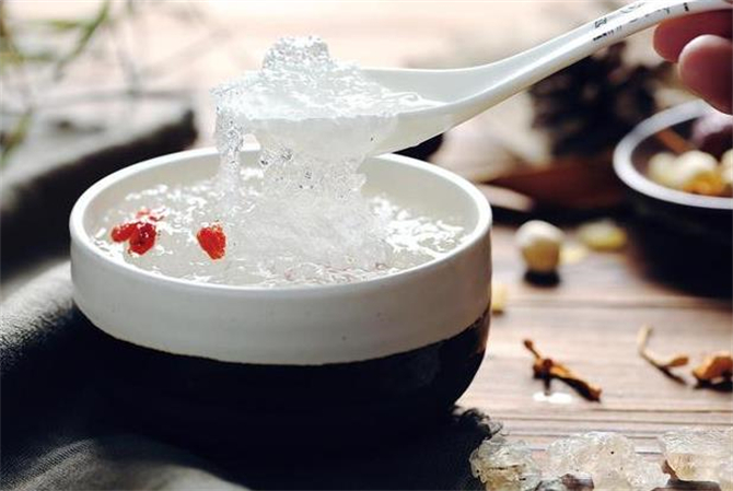 雪燕炖冰糖,饭后小甜点,植物燕窝,方法非常简单,建议收藏试试