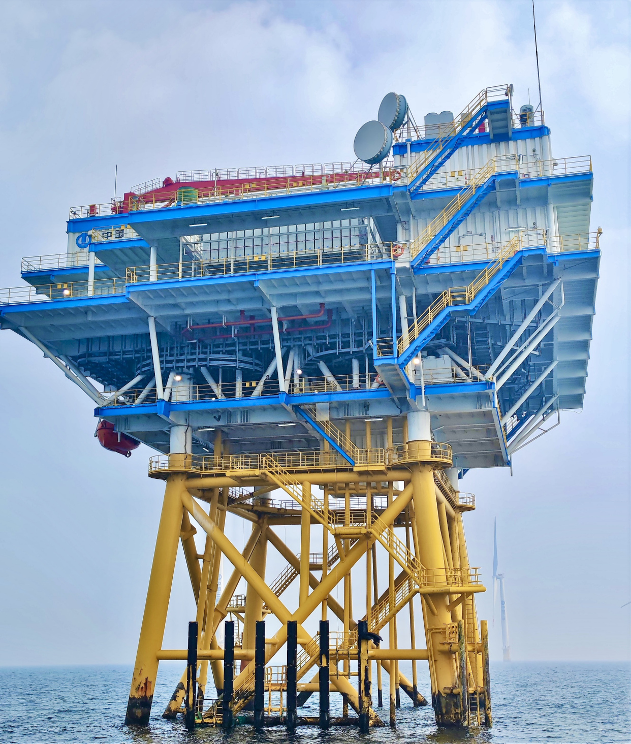 亚洲最大海上风电场升压站投产