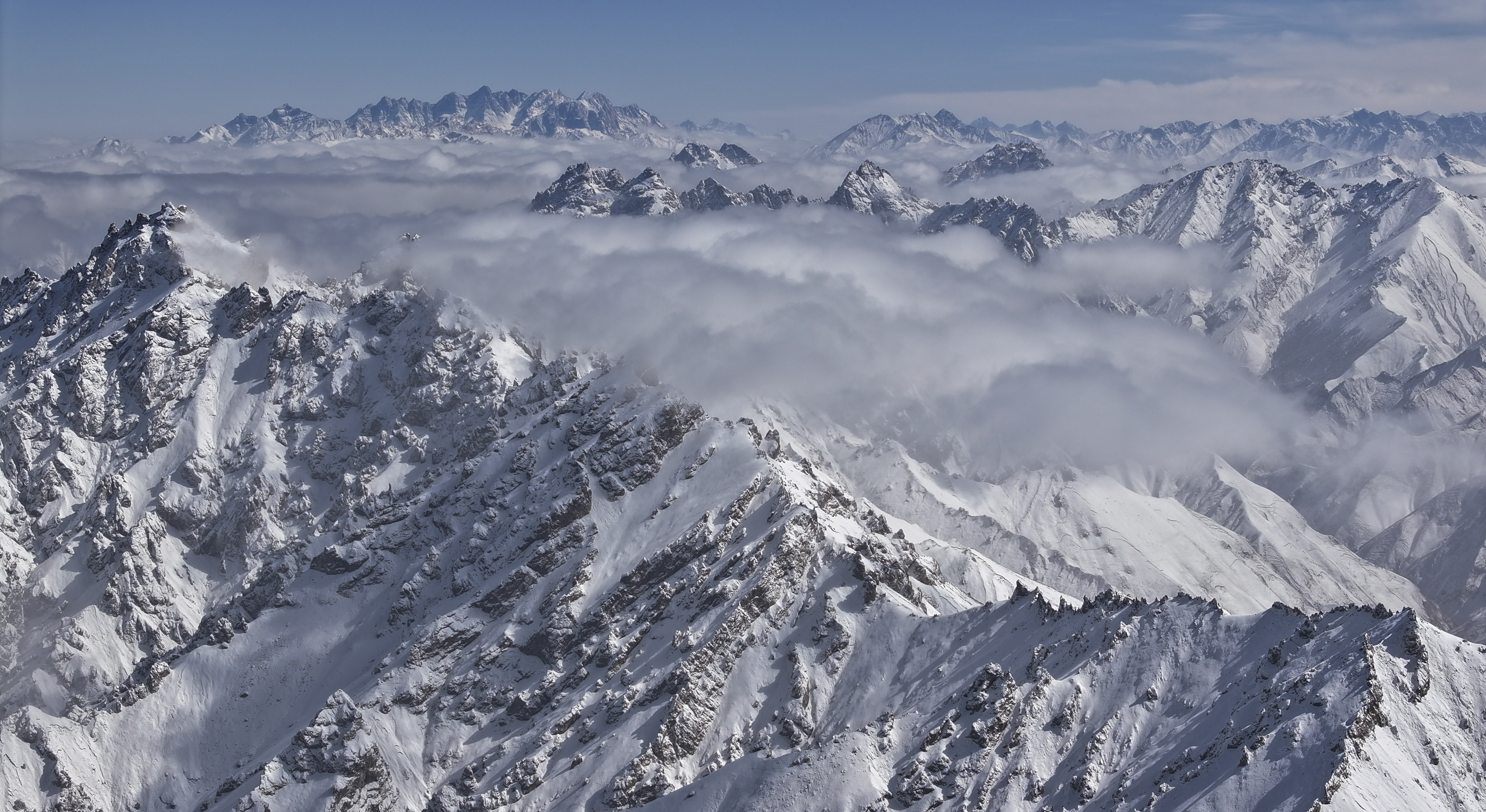 昆仑山雪景图片