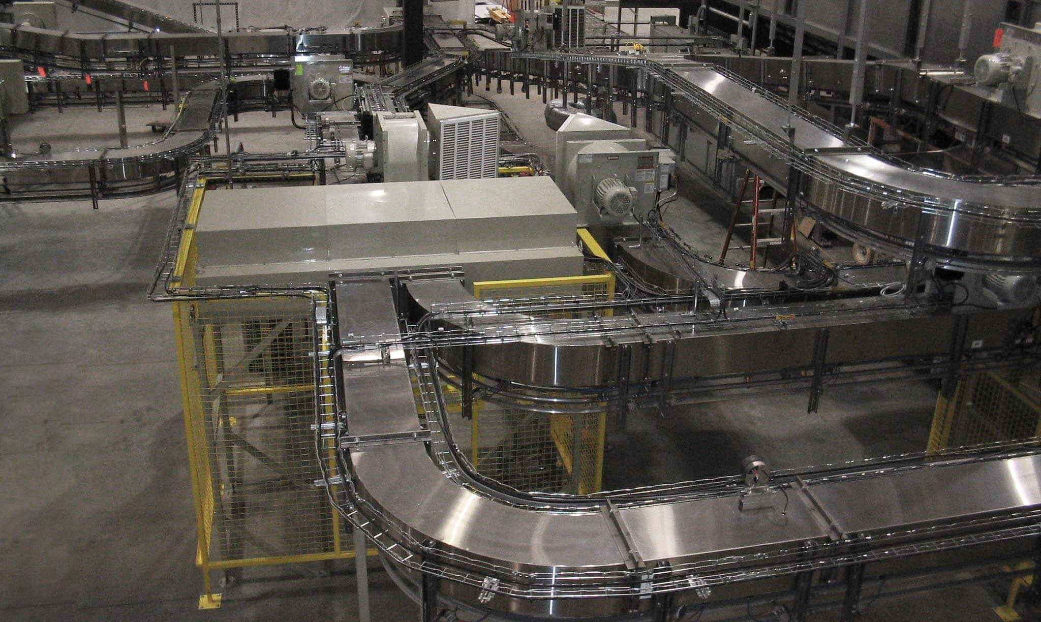 网格桥架技术演进与数据中心设计趋势