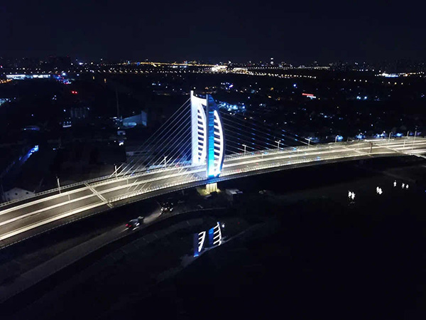 上海这座"帆船大桥"通车,主跨132米塔高59.5米