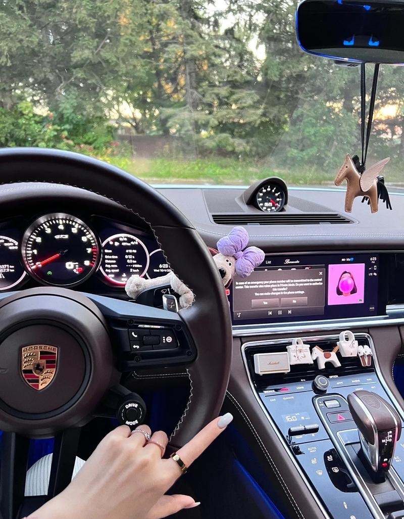 保时捷的哪些车型适合女性驾驶?