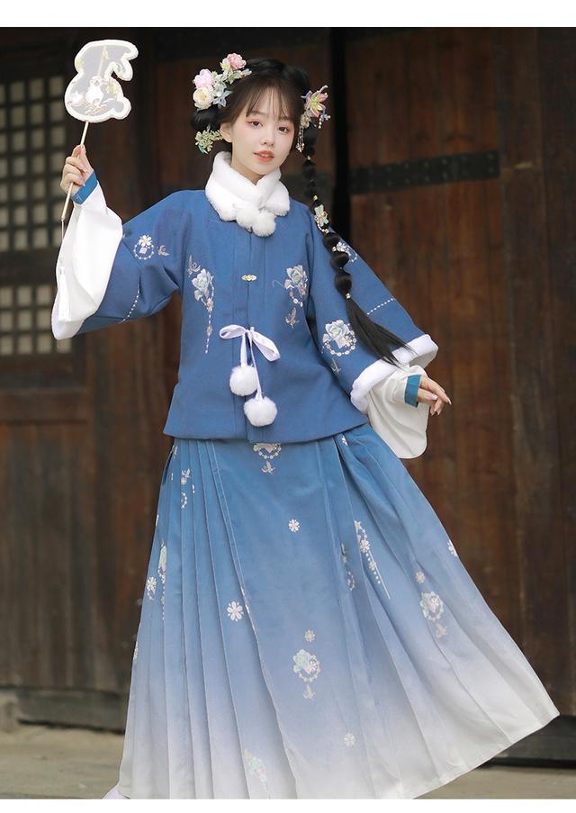 传统与现代的融合——民族传统服饰结合现代服饰的穿搭教程