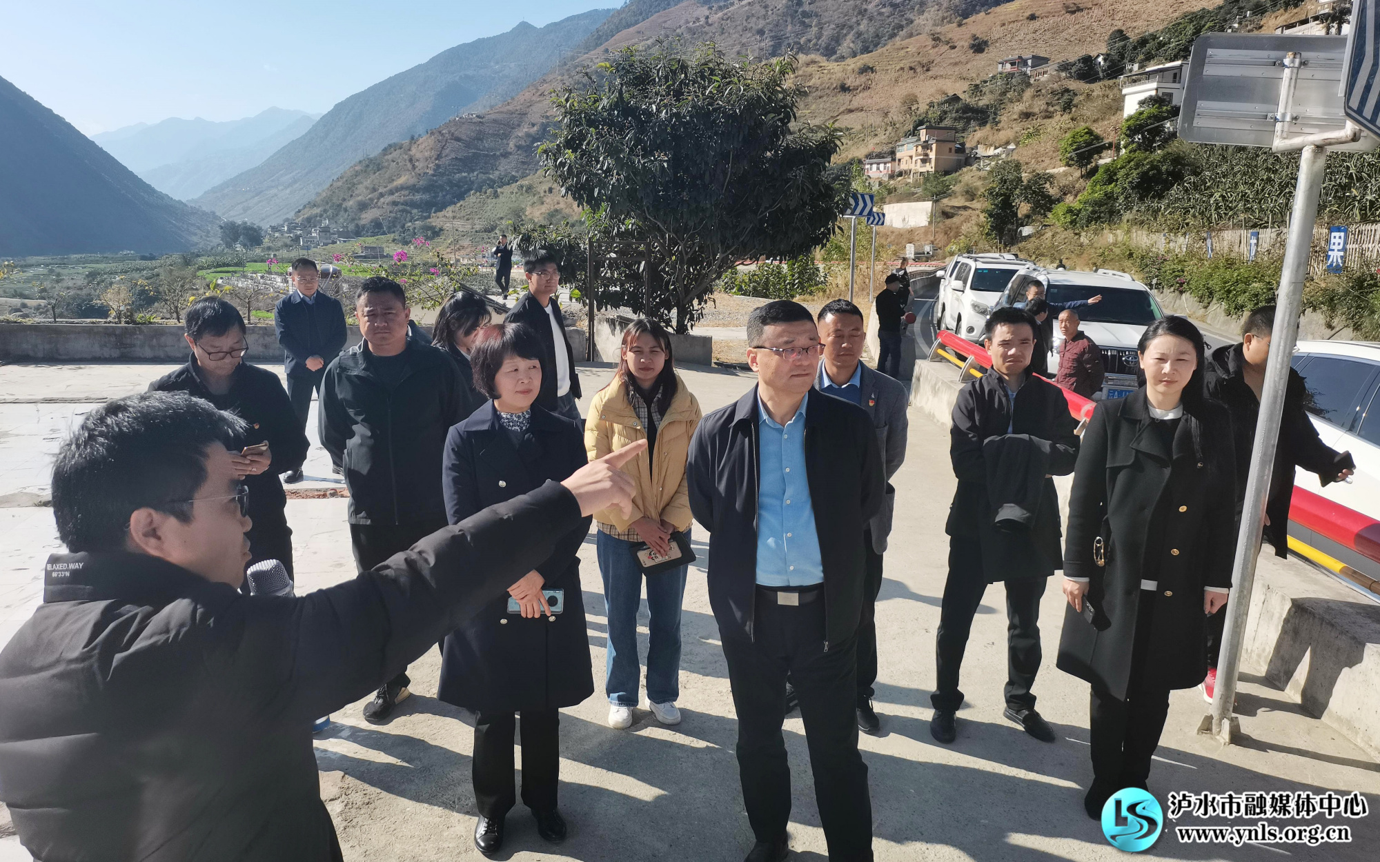 中交房地产党委书记芮捷到泸水调研