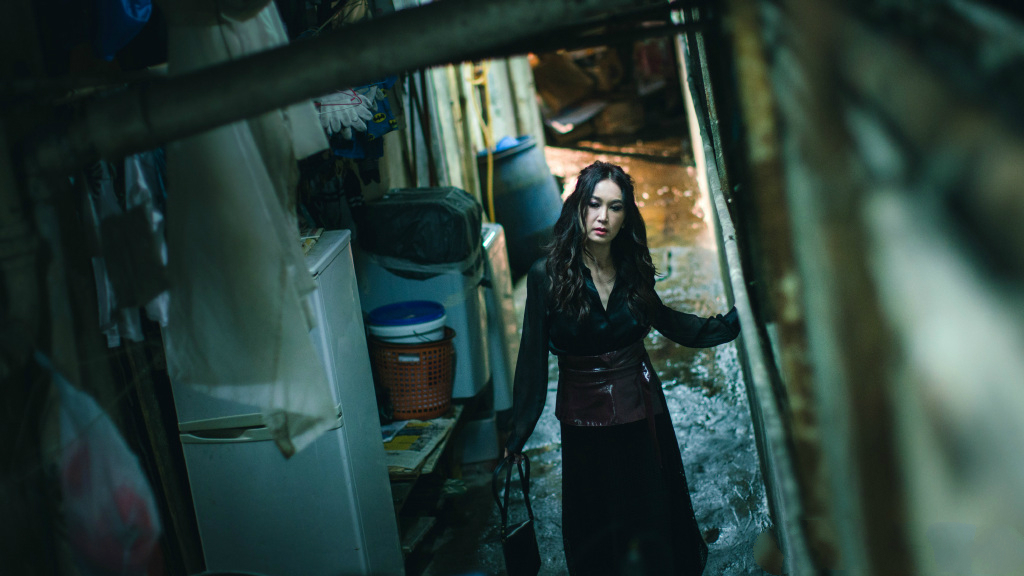 《堕落花》上映,温碧霞复出之作,身材不输当年,题材人性深刻