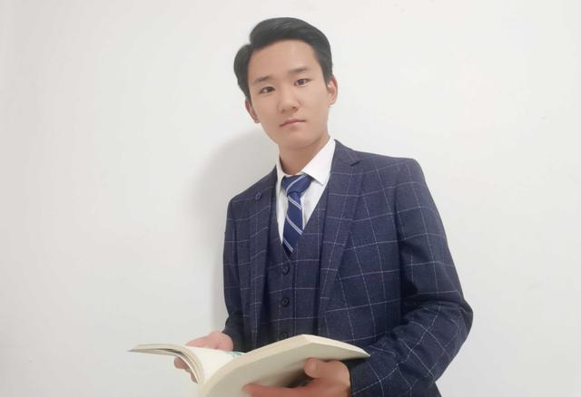 西北政法大学八十五周年赋(王一栋)