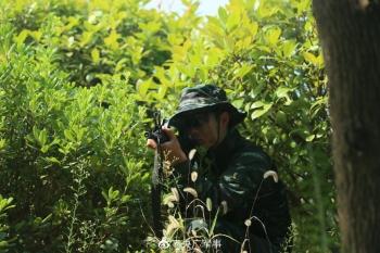 密林追击!武警官兵山林地捕歼战斗演练