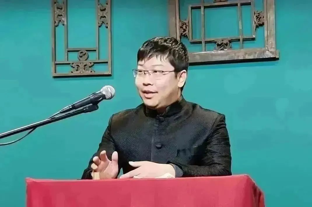 台澎衣带水布帆筛细风