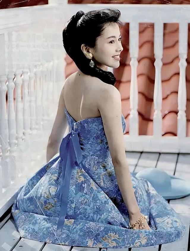 美女明星馆:泽口靖子の美图写真