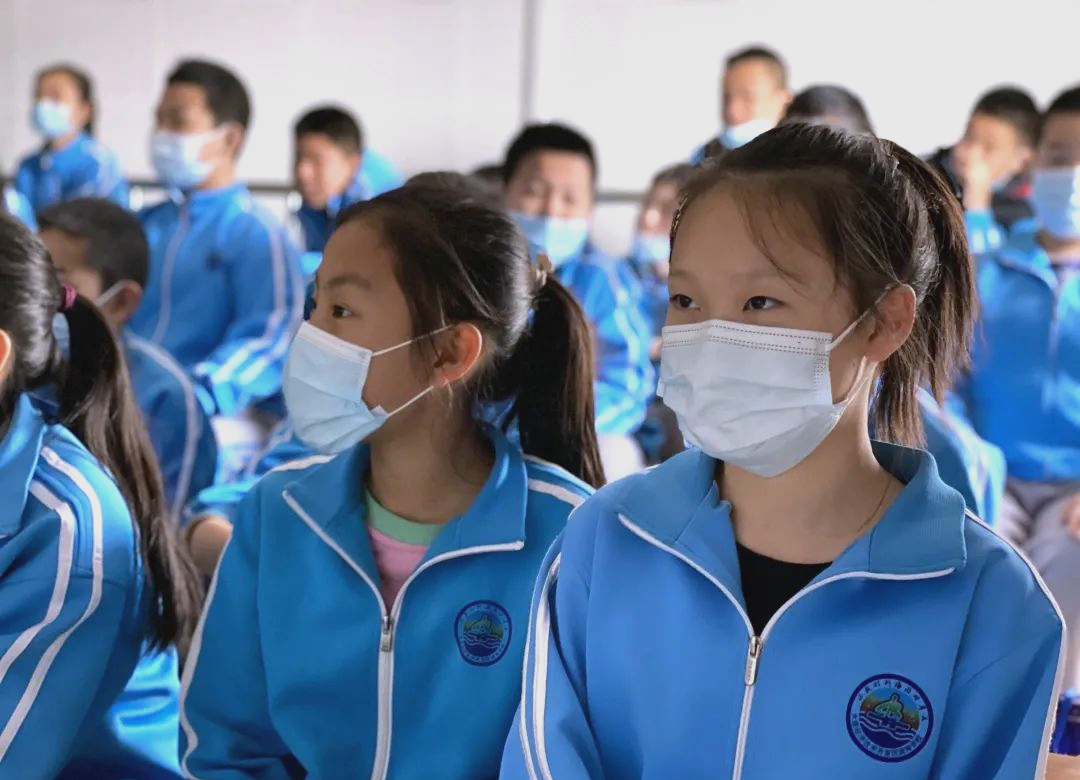 滨海学校六年级的素质教育之旅