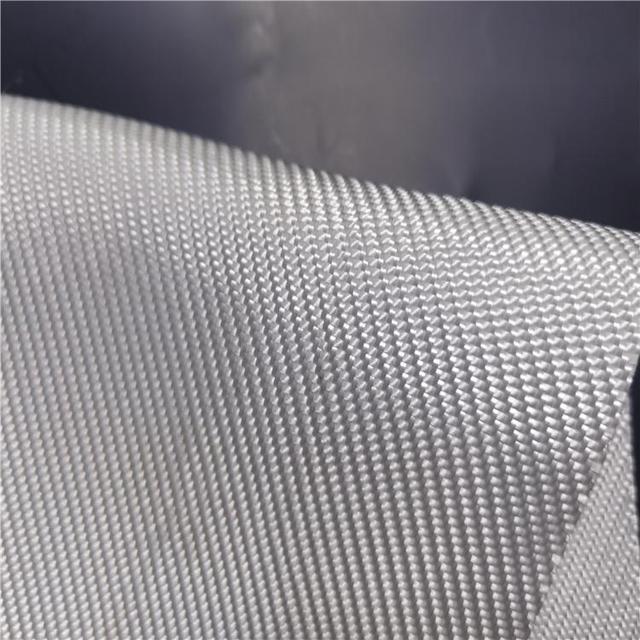 高强耐久加筋土工布