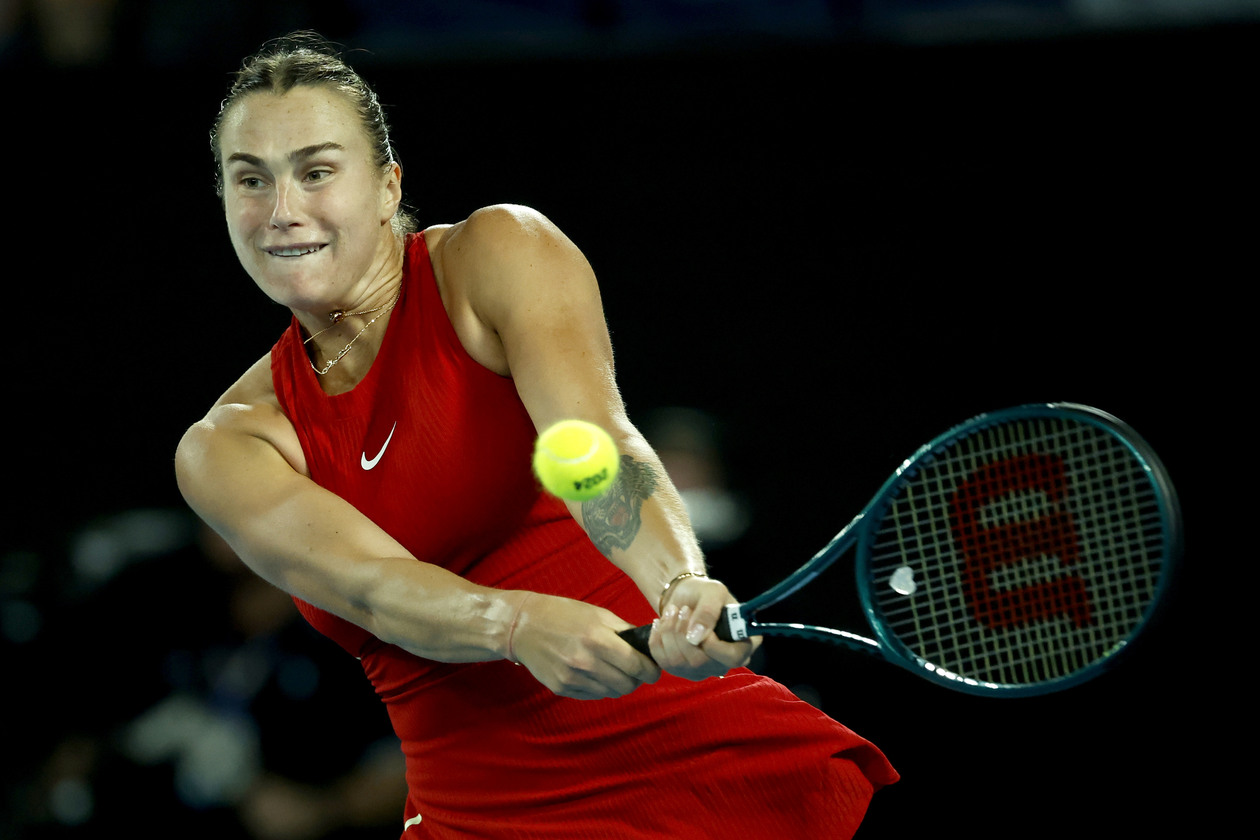 网球——澳网:萨巴伦卡晋级女单决赛