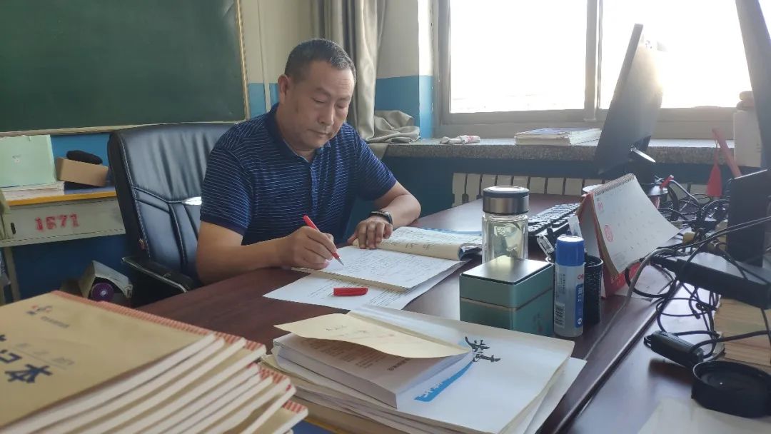 刘有智:严而有爱,催化学生成才