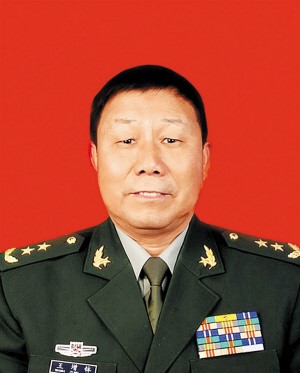 他:解放军驻港部队第4任司令,都有谁和他搭档,后来如何