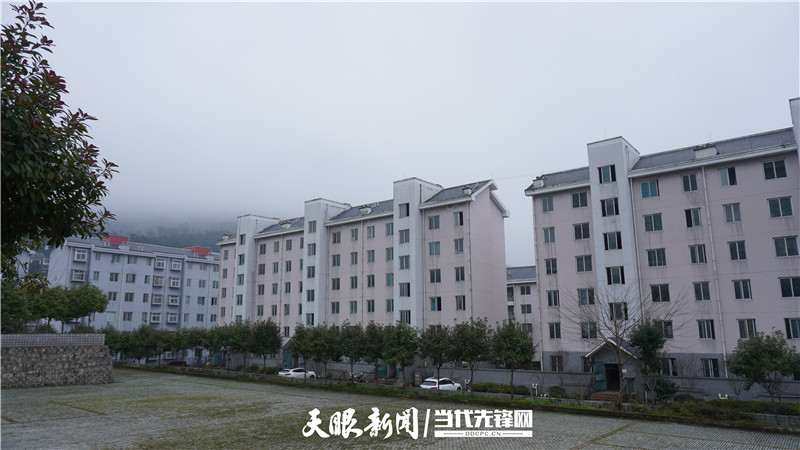 「示范小镇大变化」息烽县小寨坝镇:双管齐下,让小镇更兴旺