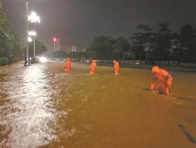 養路人最怕下雨天