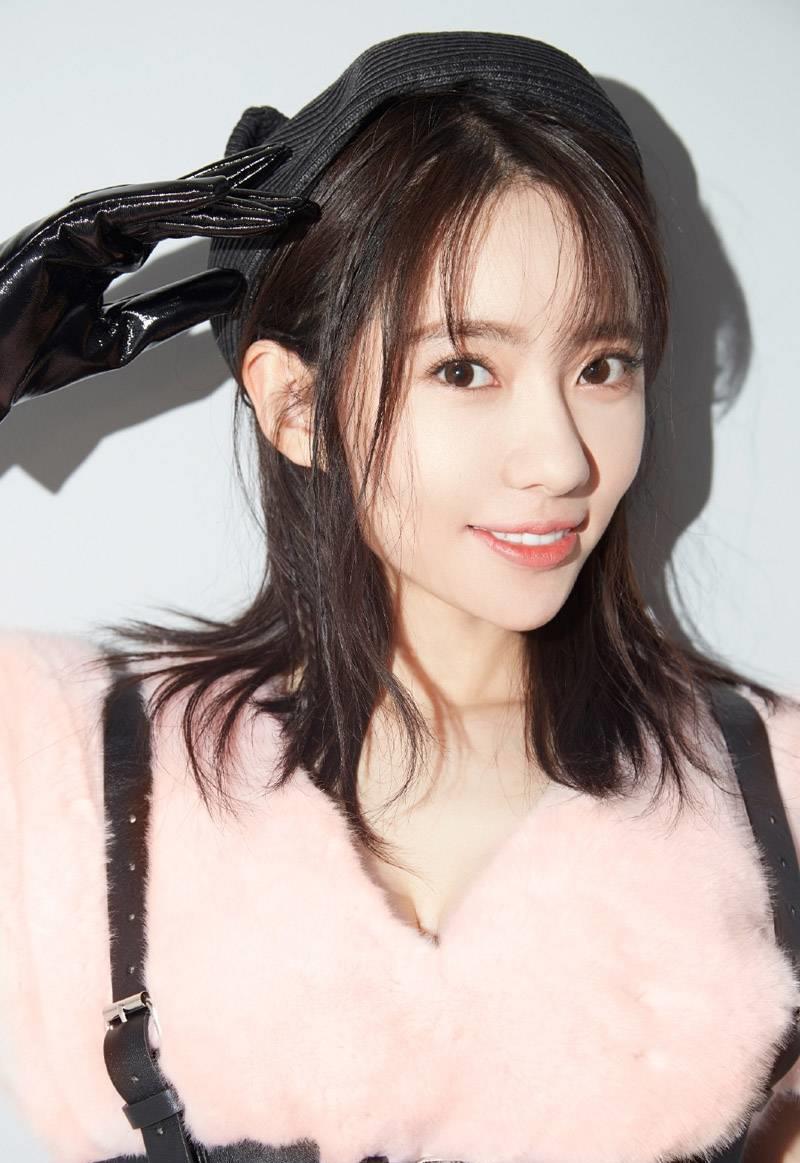 这才是尤物!33岁刘萌萌,真是尤物身材尤物颜值!