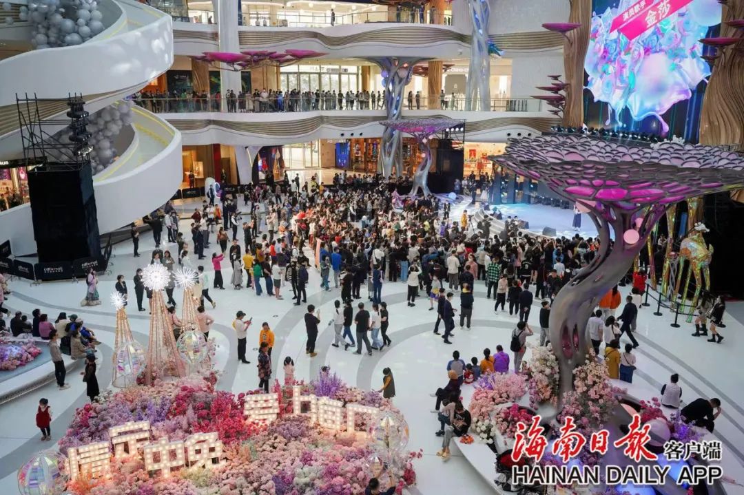 元宵节揽金1.65亿元,海南离岛免税继续"火力全开"