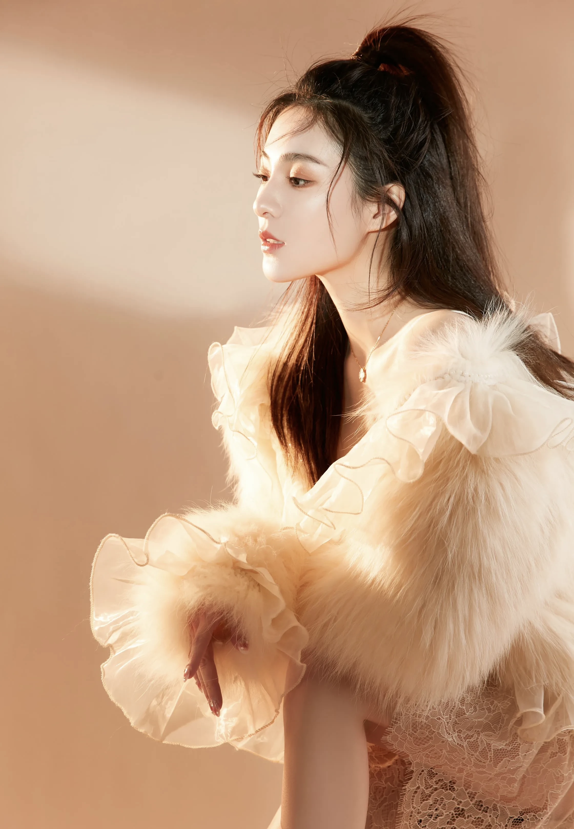 女神降临:演员林子晴超清美图,这就是绝代佳人吧