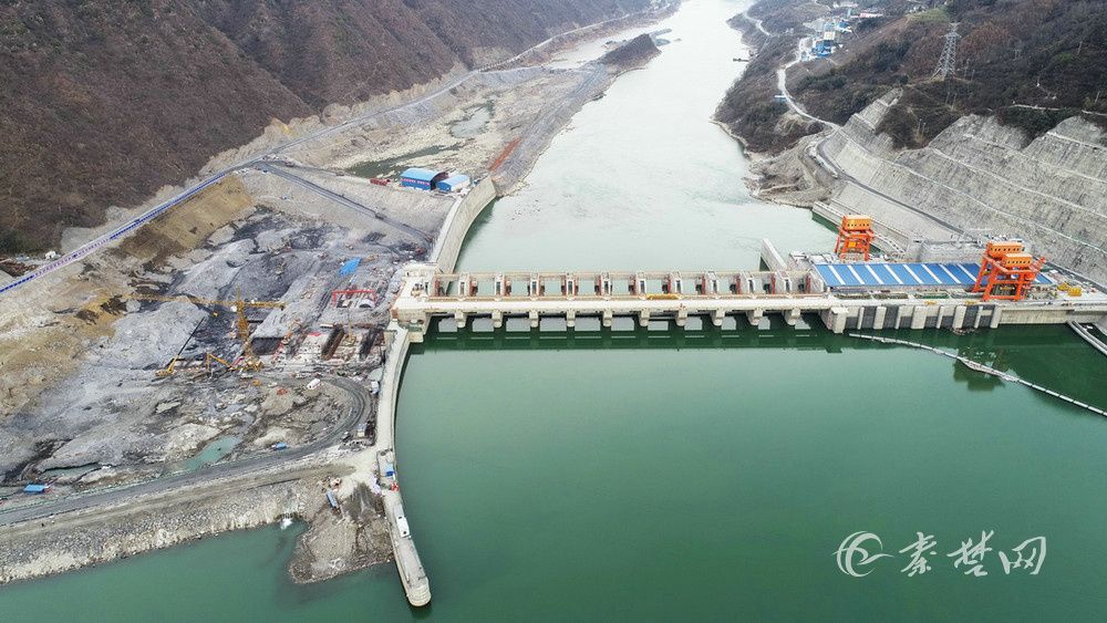 十堰孤山航电枢纽左岸加快施工
