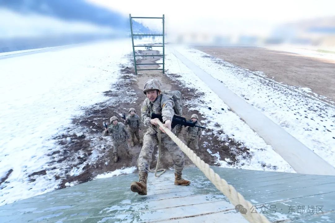 东风快递员雪地大练兵