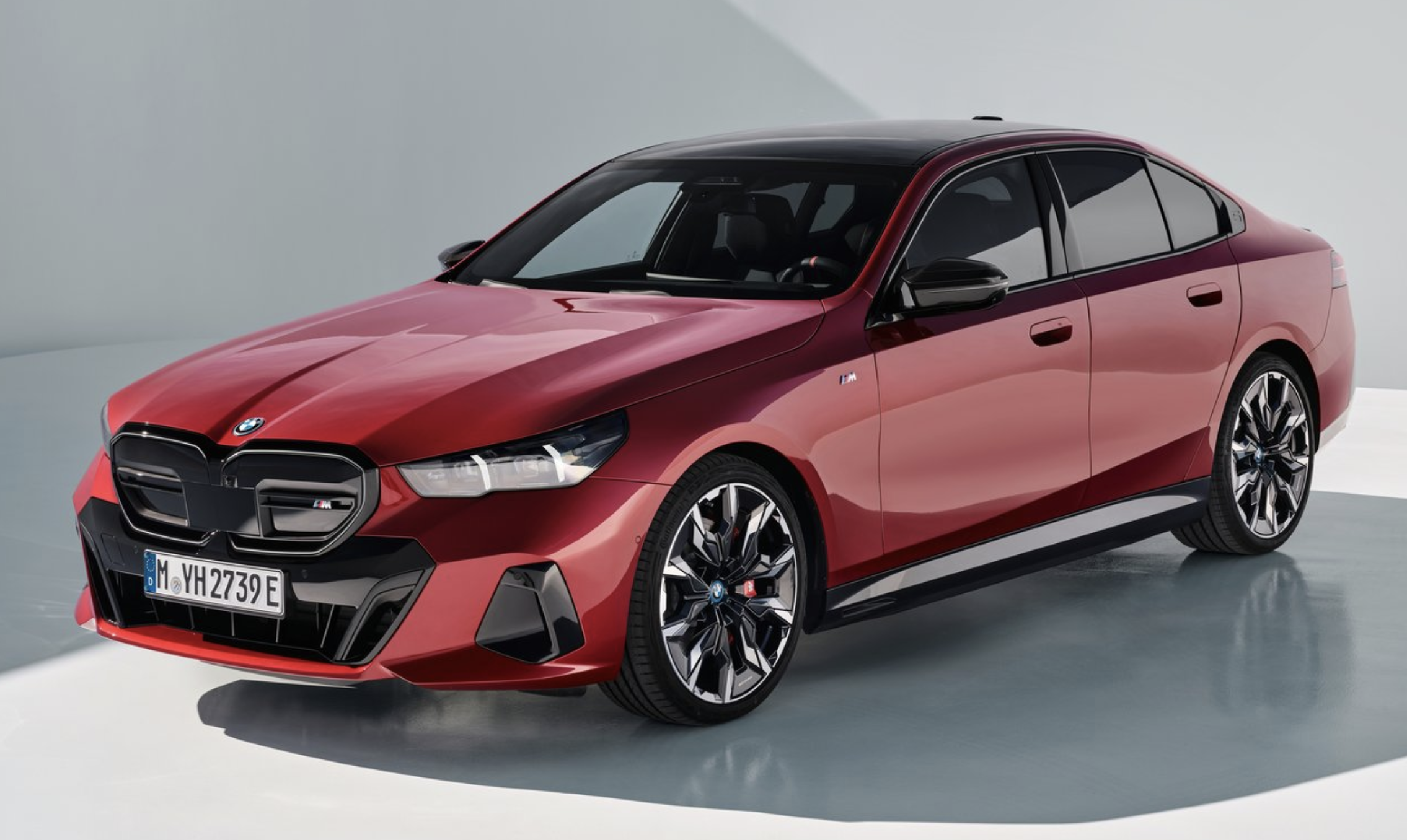 新车|全新一代宝马5系正式亮相,预计2024年国产