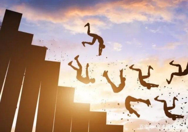 案例:一代"毒枭"张加爱,自制毒品达60公斤,被判死刑人神共愤