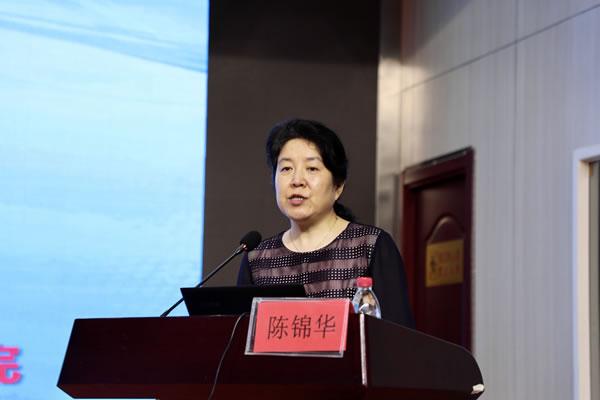 长治市人民医院副院长陈锦华致欢迎词