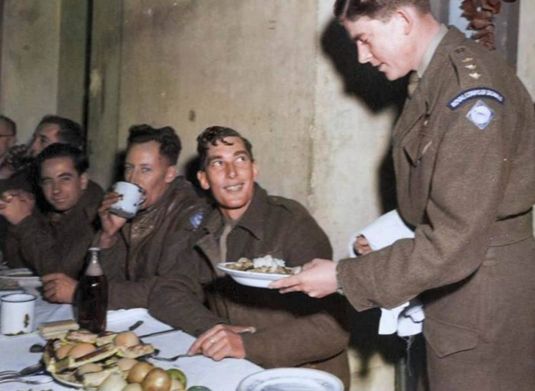 二战美军伙食有多丰盛?绝不仅是午餐肉罐头那么简单,惹人羡慕