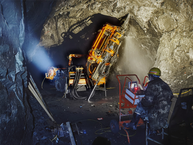 矿山开采锚杆支护露天潜孔中深孔凿岩设备-液压凿岩机