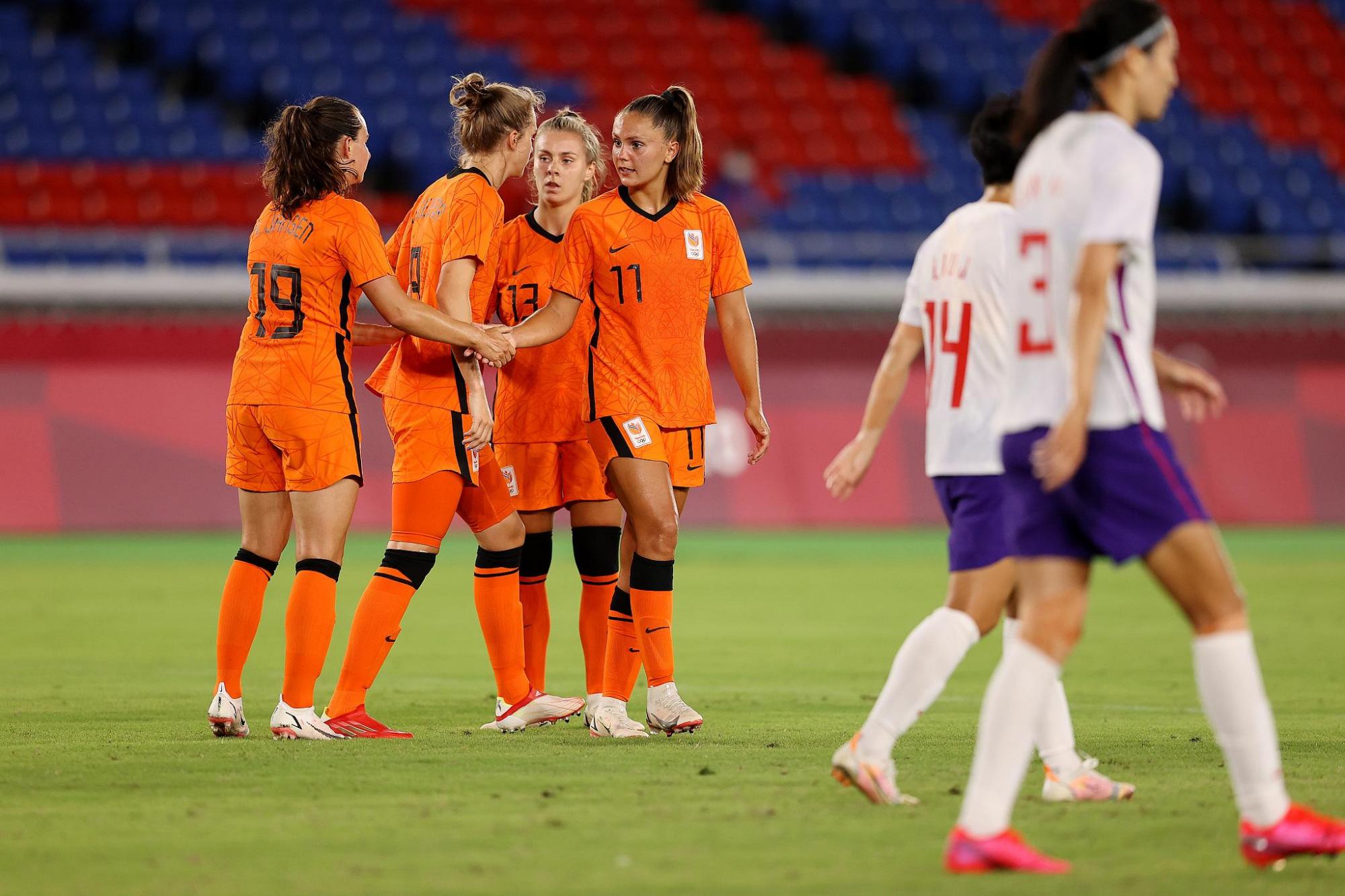 王珊珊破门中国女足2-8不敌荷兰 奥运会小组出局