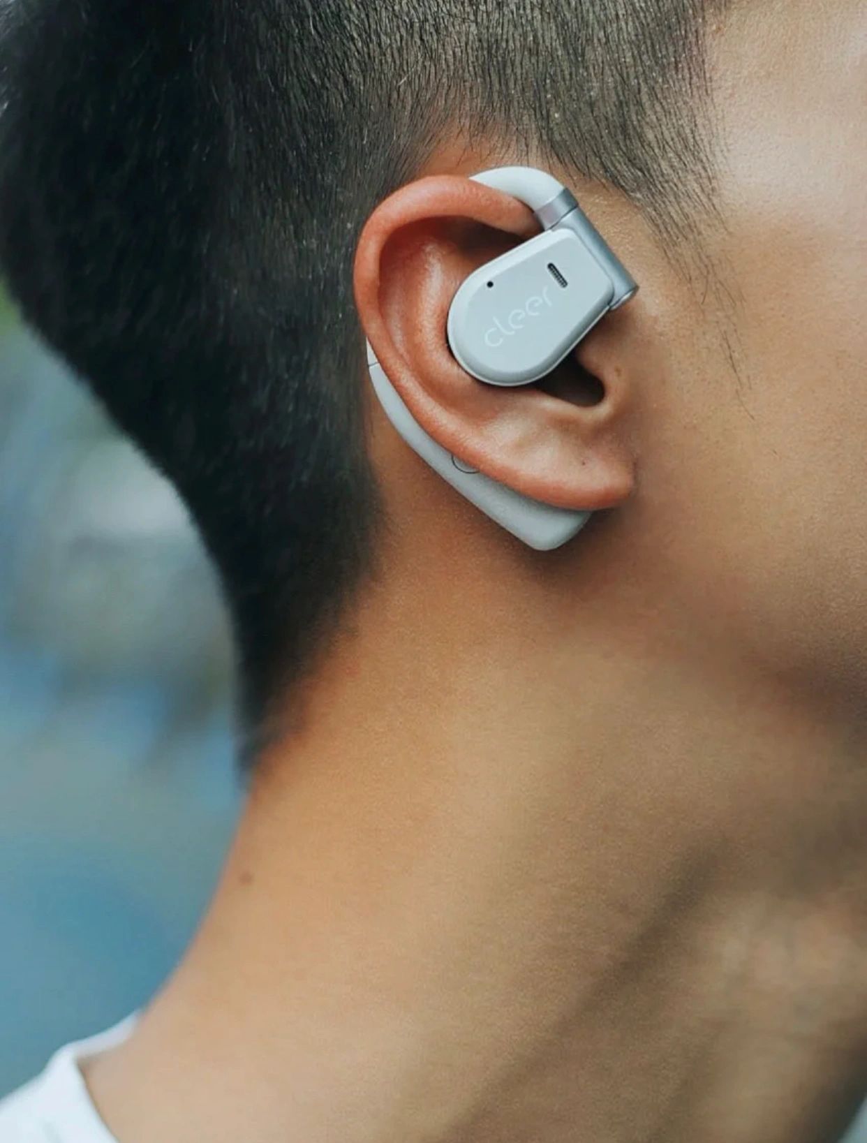 任贤齐代言的首个耳机品牌走红全网,cleer耳机,好音质的代名词