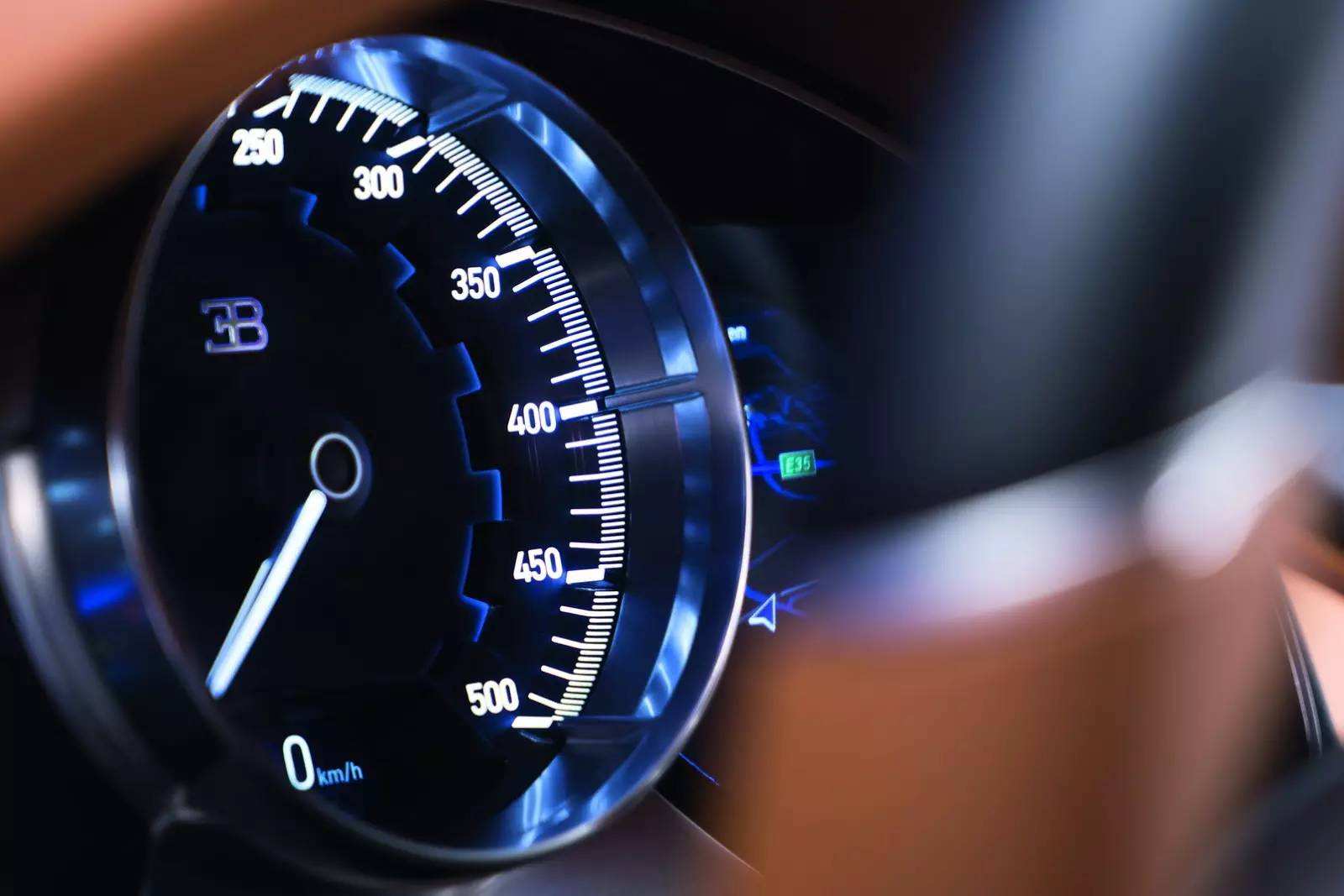 汽车动不动就几百马力,你知道1马力表示什么吗?